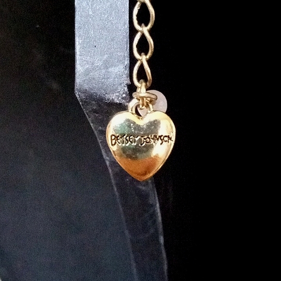 Vintage BETSEY JOHNSON Be My Valentine Heart Lock & Key Layered Necklace. - Picture 9 of 10